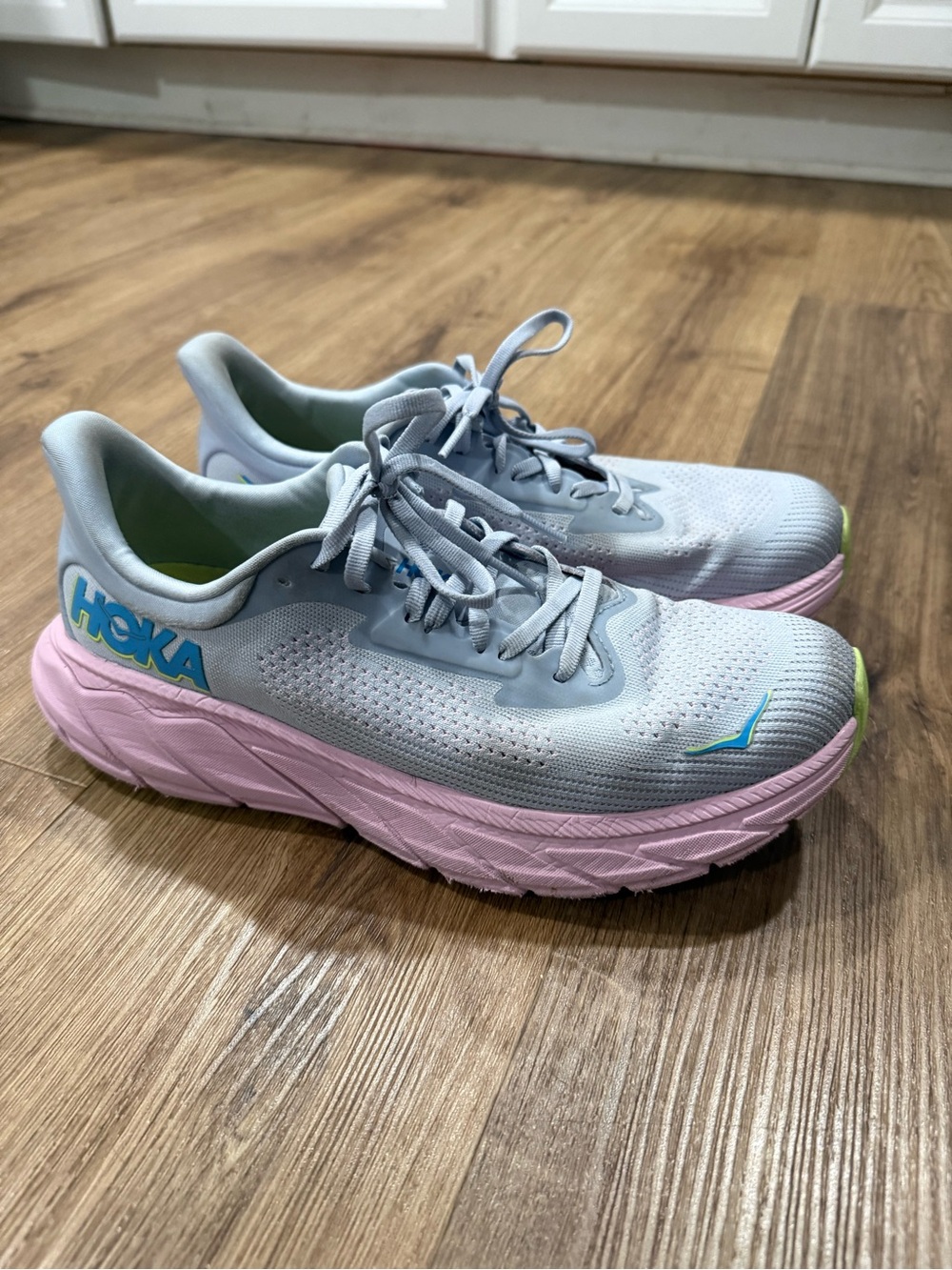 Hoka Women's Arahi 7